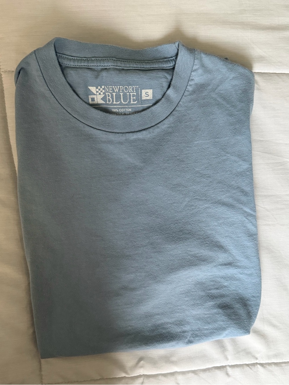Newport Blue Men’s Short-Sleeve Crewneck T-Shirt in Light Blue